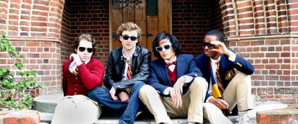 That's 4 Faces, but I can't see any books Box Art