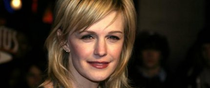 A Queen amongst actresses, a goddess amongst women. wedding_date_18