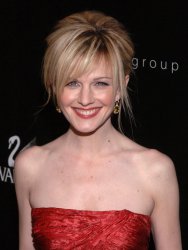 Both the smile and the dress look good on her. I can think of something else that would... ;-) cdga_63