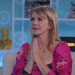 Please let it not be what I think it is... 20221019_advertising_week_233