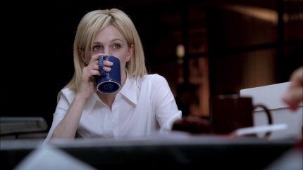 (He's posted late again, what's his excuse this time?) Cold_Case_s03e11_1080p_091