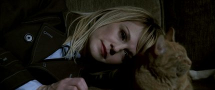 The cat cushion is not really working out for Lilly Cold_Case_S04E05_lilly_236