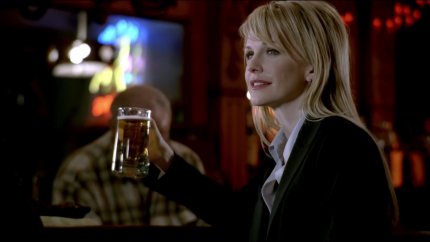 Here's mud in your eye! Cold_Case_S04E11_lilly_225