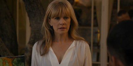 She doesn't go out in style Colony_S01E09_sneak_peek_014