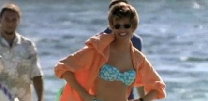 Momma looking hot! pwog_s01e01_071