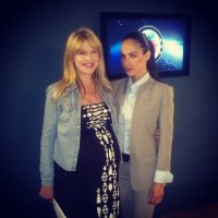 Didn't expect to bump into you here on_set_012